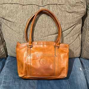 Matt Bags Hecht a Mano